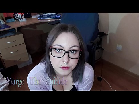 ❤️ Секси момиче с очила смуче дилдо дълбоко на камерата ❤ Ебане в bg.cutebento.top